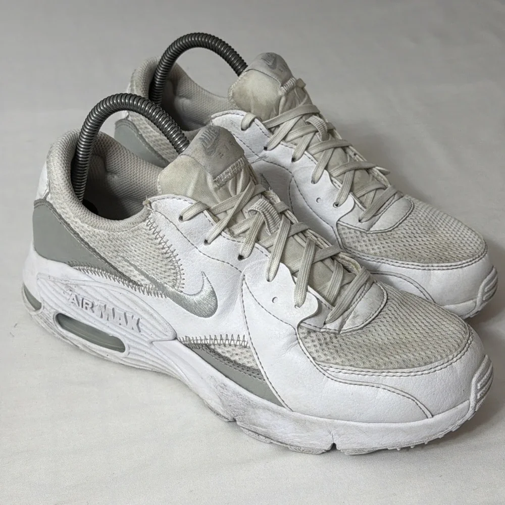 Nike Air Max Excee Sneakers Womens Size‎ 9 White Casual Shoes CD5432-121 Gym Fit
